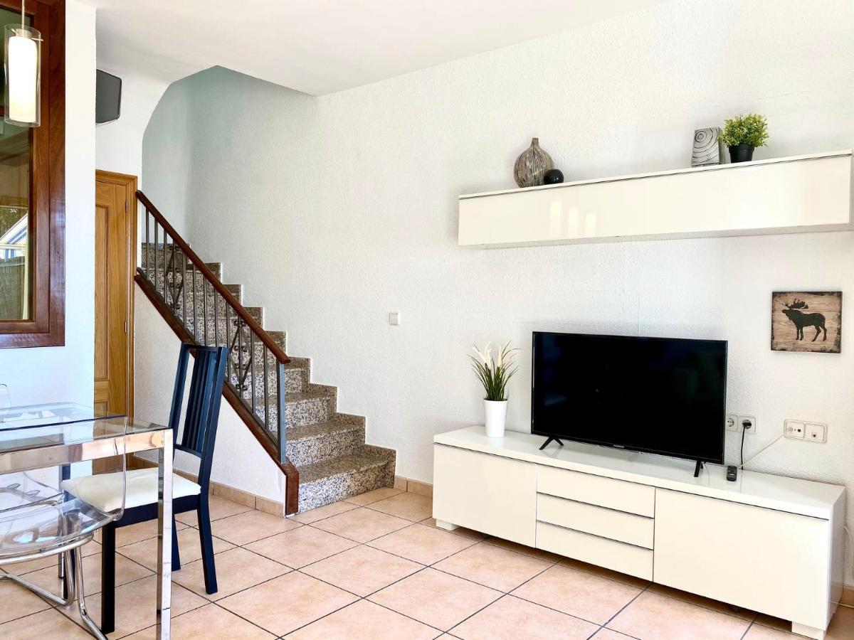 House In Front Of The Beach With Sea View Cambrils Zewnętrze zdjęcie